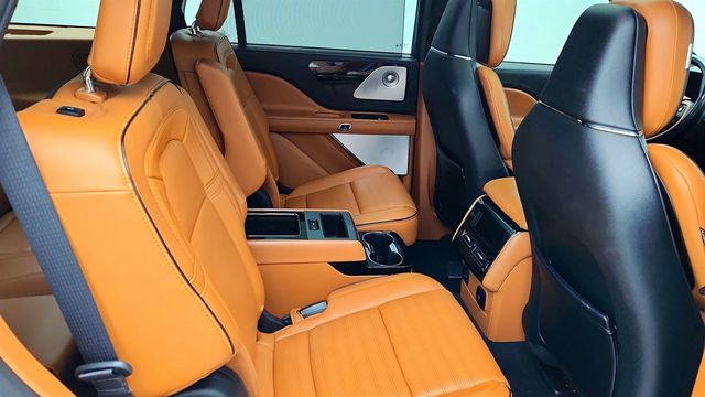 2022 Lincoln Aviator Black Label AWD with Dynamic Handling Package - 22961335 - 22