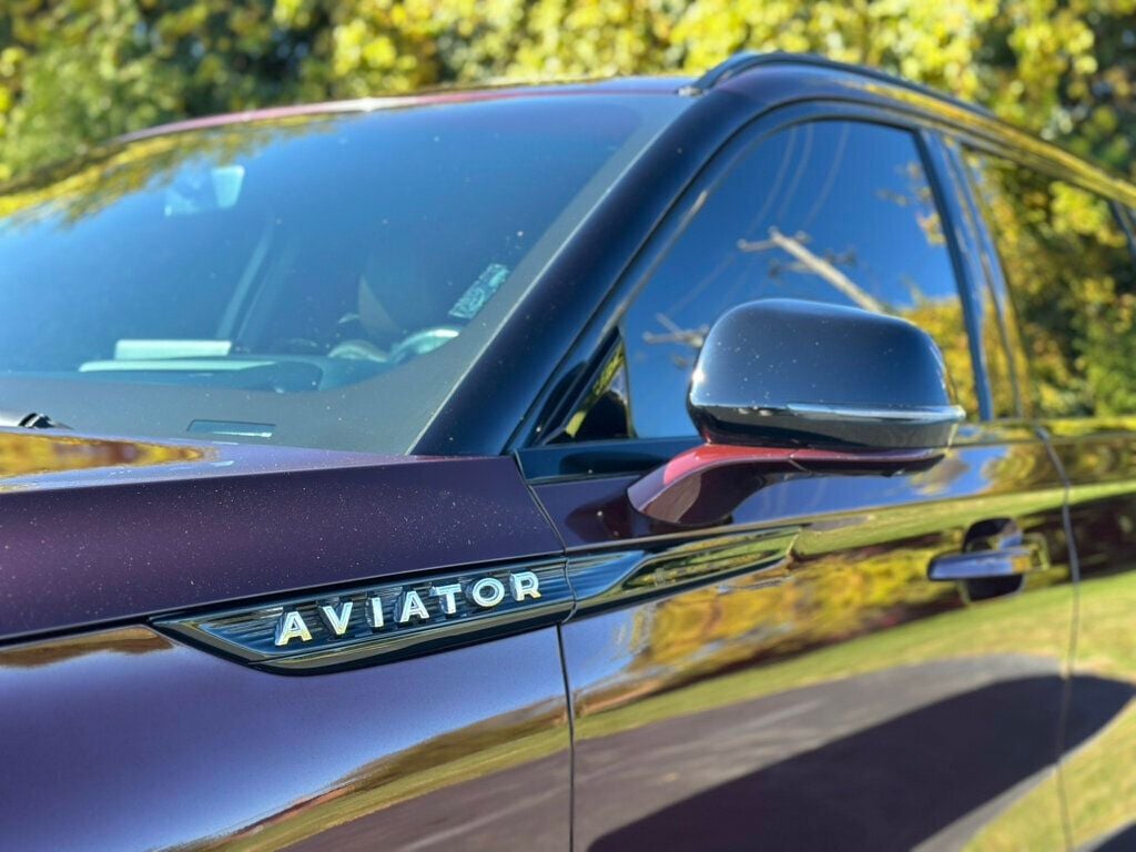 2022 Lincoln Aviator Reserve photo 3