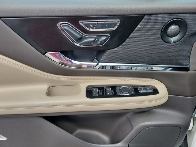 2022 Lincoln Corsair Grand Touring AWD - 23001503 - 5