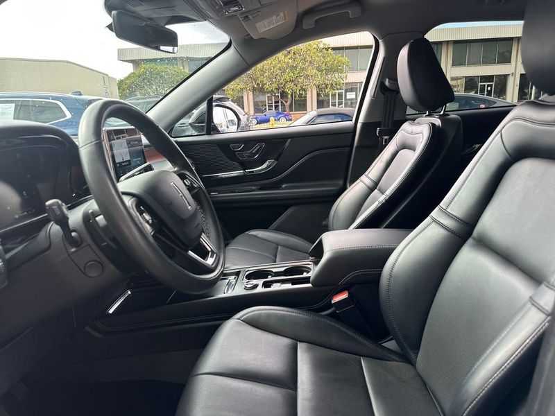 2022 Lincoln Corsair Reserve AWD - 22955960 - 12