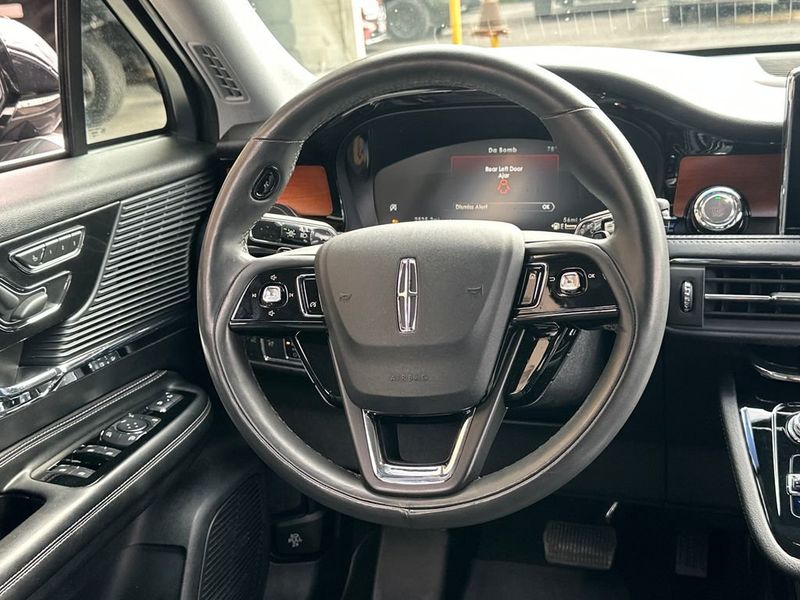 2022 Lincoln Corsair Reserve AWD - 22955960 - 17