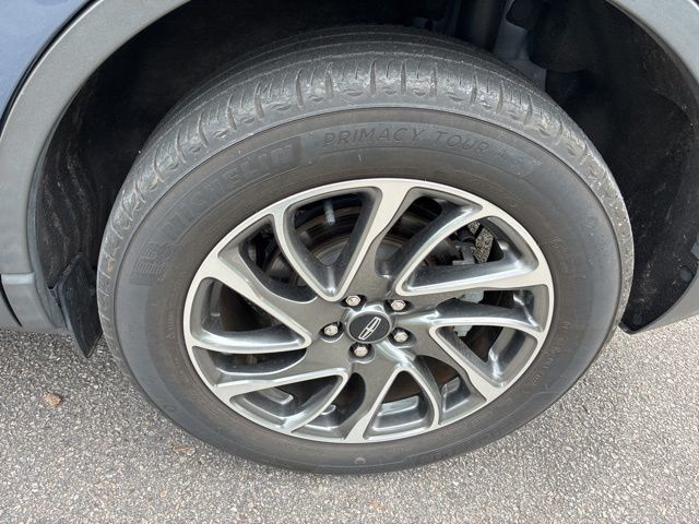 2022 Lincoln Corsair Standard AWD - 23016384 - 11