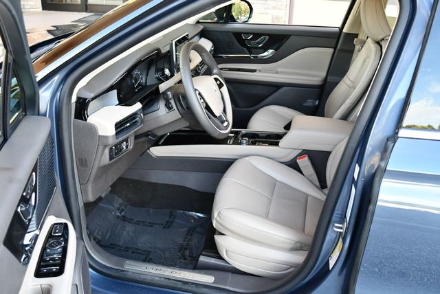 2022 Lincoln Corsair Standard AWD SUV W/Equipment Group 101A & Navigation - 23015814 - 14