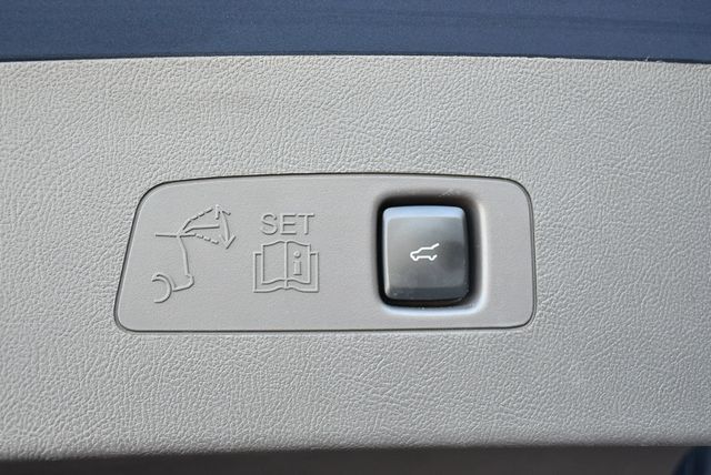 2022 Lincoln Corsair Standard AWD SUV W/Equipment Group 101A & Navigation - 23015814 - 17