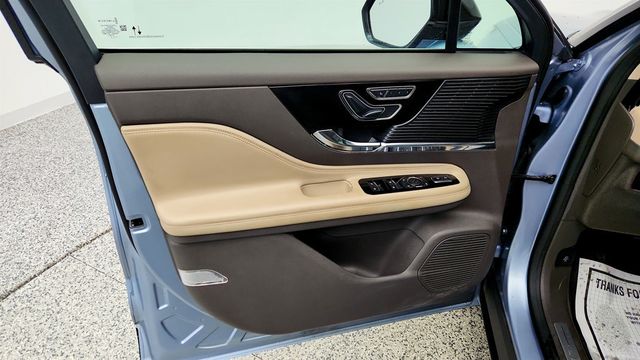 2022 Lincoln Corsair Standard AWD w/ Premium Package & Equipment Group 101A - 23007698 - 10