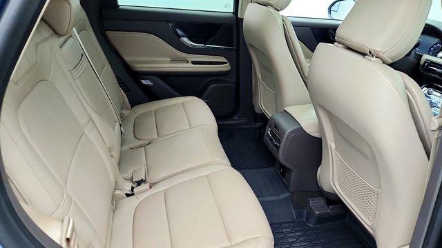 2022 Lincoln Corsair Standard AWD w/ Premium Package & Equipment Group 101A - 23007698 - 22