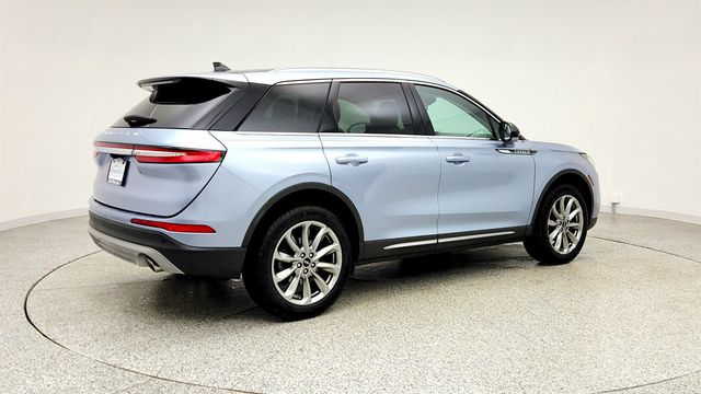 2022 Lincoln Corsair Standard AWD w/ Premium Package & Equipment Group 101A - 23007698 - 4