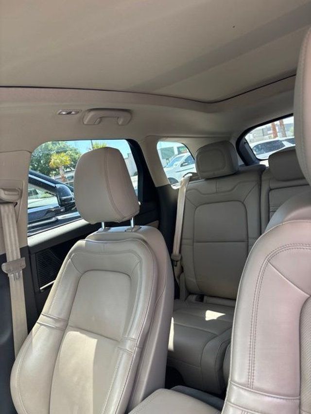 2022 Lincoln Corsair Standard FWD - 23025107 - 11