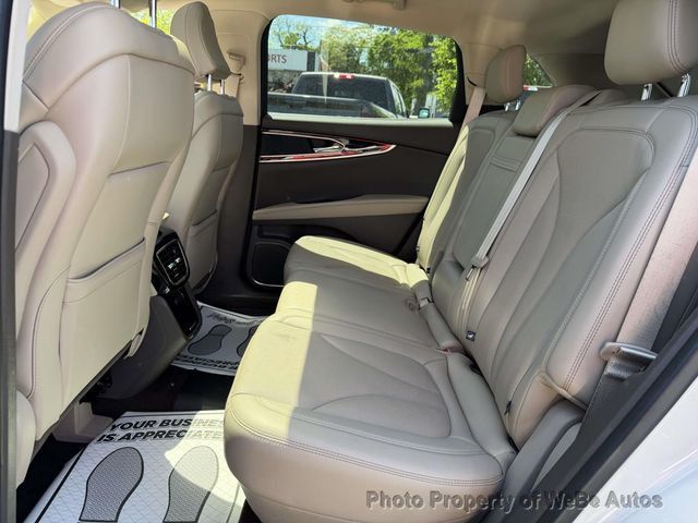 2022 Lincoln Nautilus Reserve AWD - 23030626 - 11