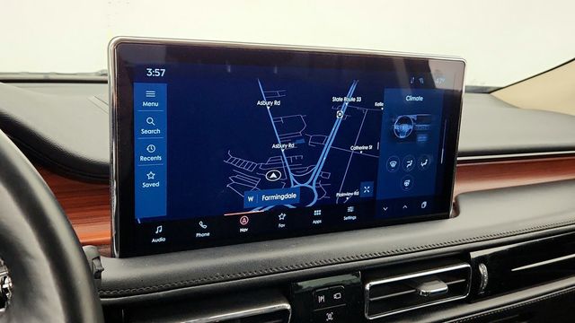 2022 Lincoln Nautilus Reserve AWD w/  20'' Premium Painted Bright Machined Alum Wheels - 22944364 - 18