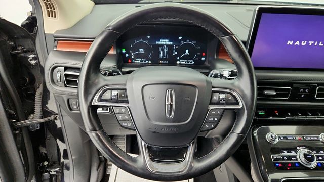 2022 Lincoln Nautilus Reserve AWD with 202A, Twin-Turbo Engine & Monochromatic Package - 22953508 - 13