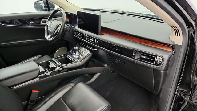 2022 Lincoln Nautilus Reserve AWD with 202A, Twin-Turbo Engine & Monochromatic Package - 22953508 - 24