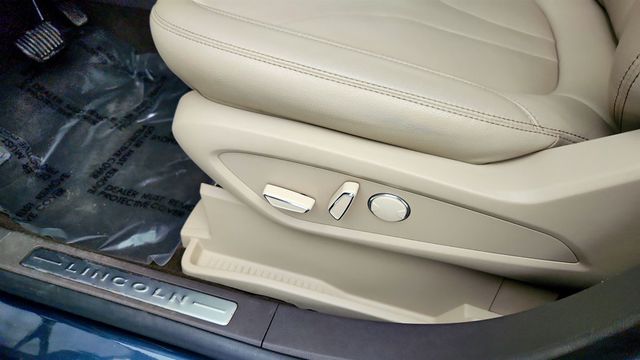 2022 Lincoln Nautilus Standard AWD - 23012276 - 10