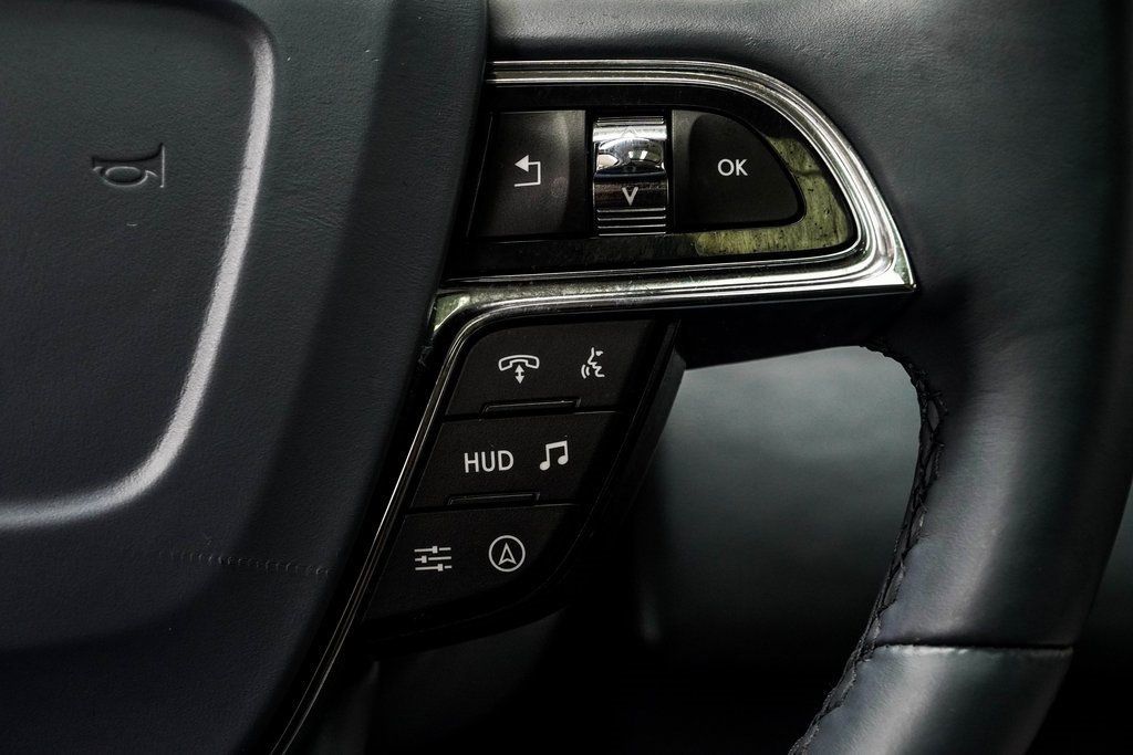 2022 Lincoln Navigator Black Label photo 26
