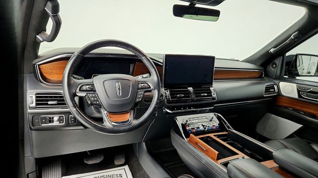 2022 Lincoln Navigator Black Label 4x4 with Lincoln Play Entertainment - 22941488 - 11