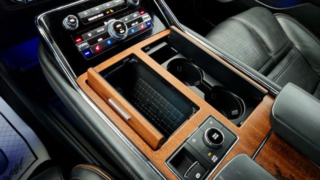 2022 Lincoln Navigator Black Label 4x4 with Lincoln Play Entertainment - 22941488 - 15