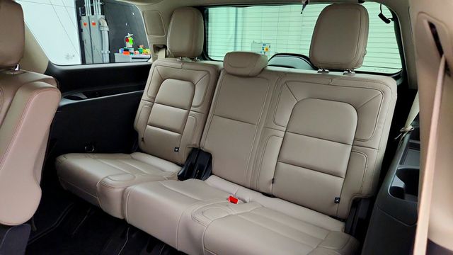 2022 Lincoln Navigator Reserve 4x2 w/ Luxury Package - 23084881 - 19