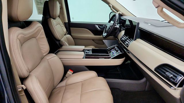 2022 Lincoln Navigator Reserve 4x2 w/ Luxury Package - 23084881 - 22