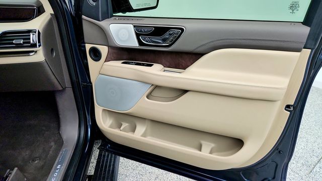 2022 Lincoln Navigator Reserve 4x2 w/ Luxury Package - 23084881 - 24