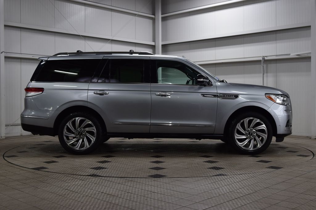 2022 Lincoln Navigator Reserve 4x4 - 22986117 - 8