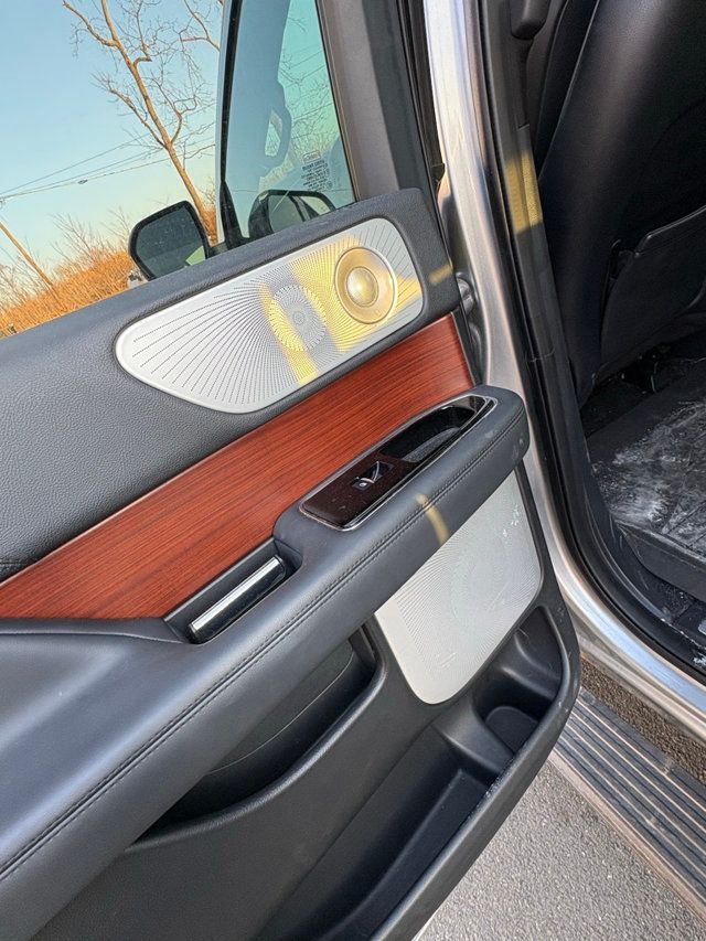 2022 Lincoln Navigator Reserve 4x4 - 22986117 - 8