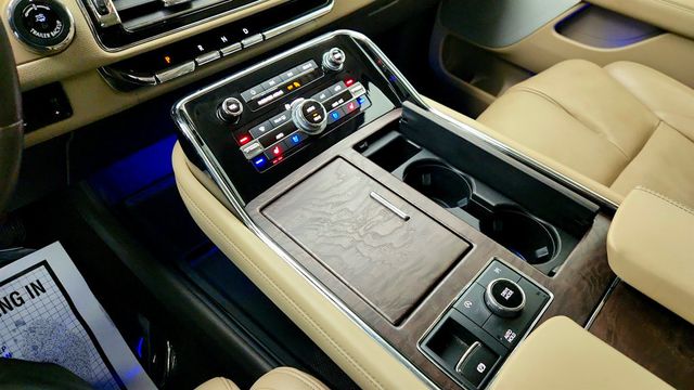 2022 Lincoln Navigator Reserve 4x4 w/ Equipment 201, ELSD & Heavy Duty Trailer Tow Pkg - 22959818 - 15