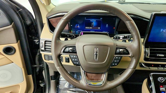 2022 Lincoln Navigator Reserve 4x4 w/ Equipment 201, ELSD & Heavy Duty Trailer Tow Pkg - 22968573 - 16