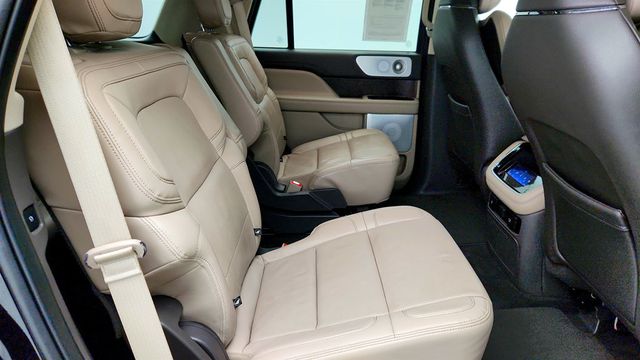 2022 Lincoln Navigator Reserve 4x4 w/ Equipment 201, ELSD & Heavy Duty Trailer Tow Pkg - 22968573 - 27