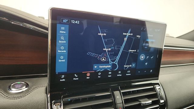 2022 Lincoln Navigator Reserve 4x4 with Equipment 201 and Monochromatic Package - 22955657 - 18