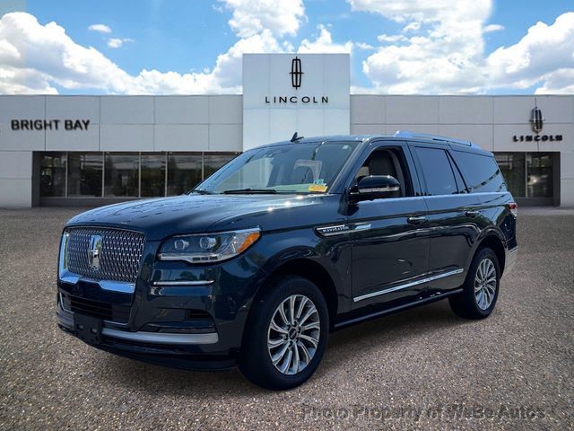 2022 Lincoln Navigator
