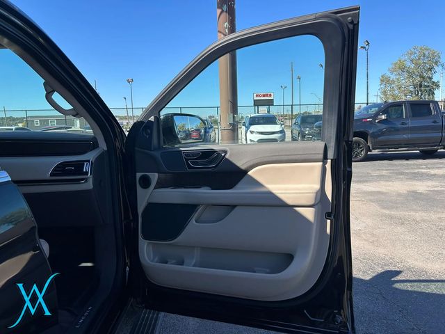2022 Lincoln Navigator Standard Sport Utility 4D - 23097333 - 21