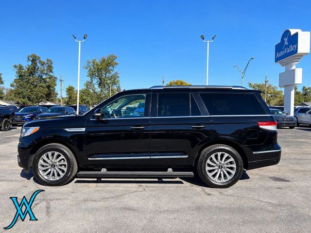 2022 Lincoln Navigator Standard Sport Utility 4D - 23097333 - 3