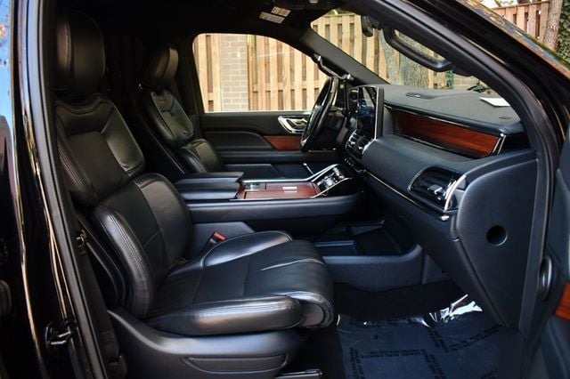 2022 Lincoln Navigator L  - 22874429 - 27
