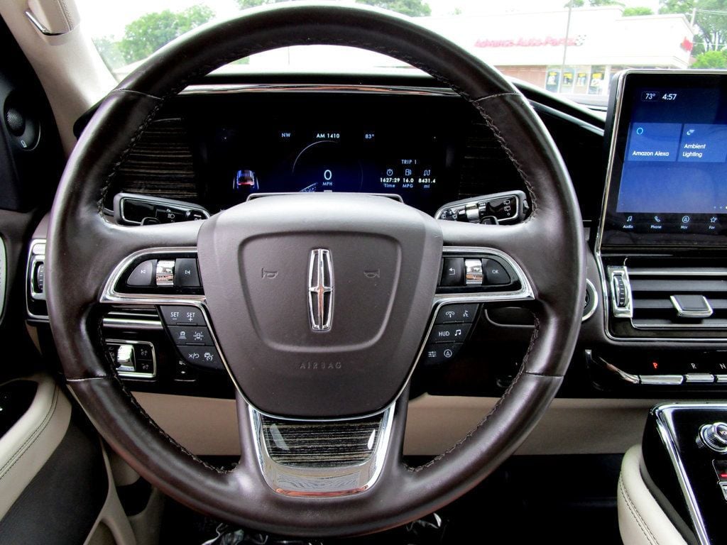 2022 Lincoln Navigator Black Label photo 22