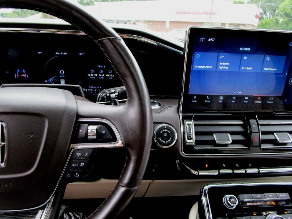 2022 Lincoln Navigator Black Label photo 23