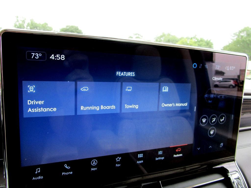 2022 Lincoln Navigator Black Label photo 29