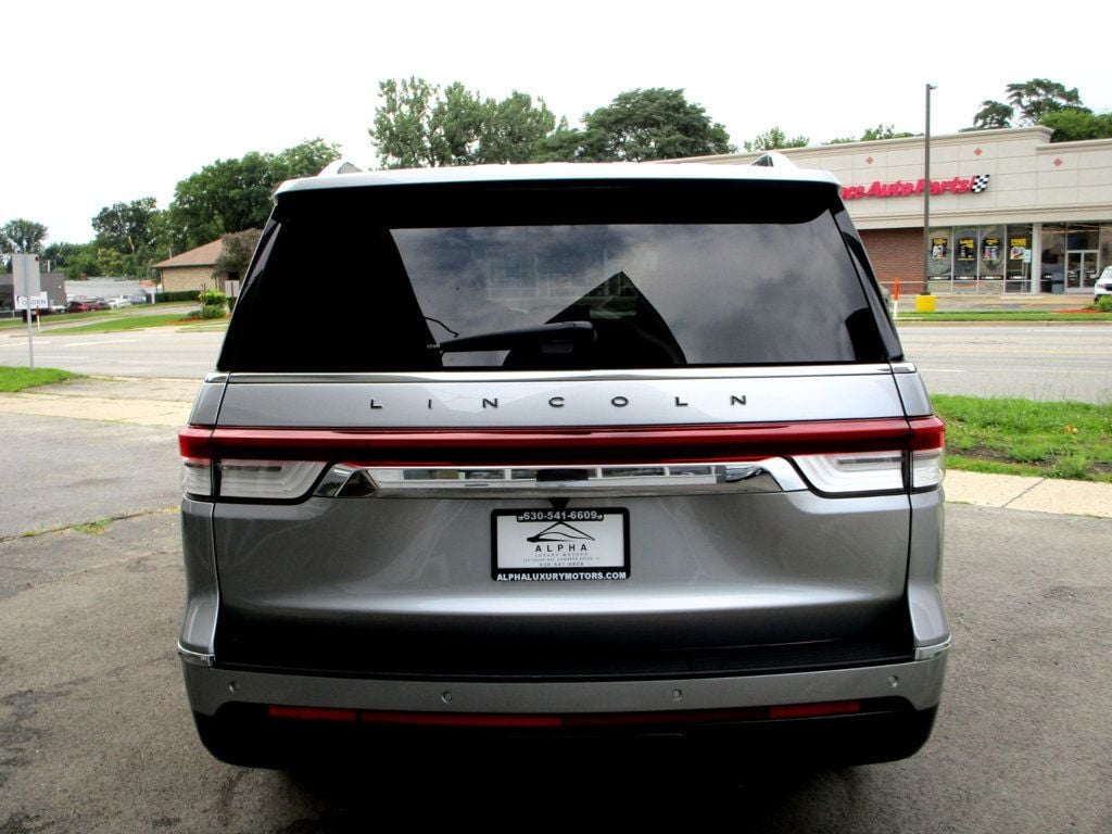 2022 Lincoln Navigator Black Label photo 8