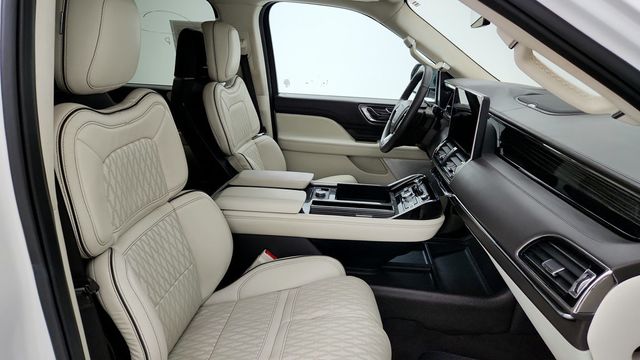 2022 Lincoln Navigator L Black Label 4x4 - 22945928 - 23