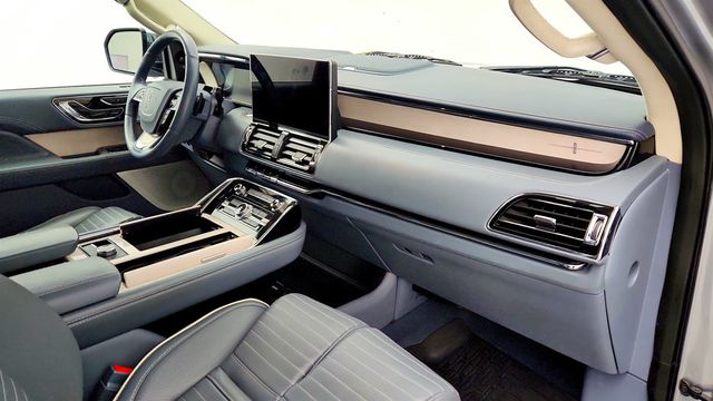 2022 Lincoln Navigator L Black Label 4x4 - 22974961 - 25