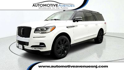 2022 Lincoln Navigator L