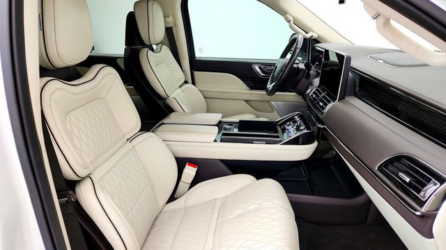 2022 Lincoln Navigator L Black Label 4x4 - 23093256 - 22