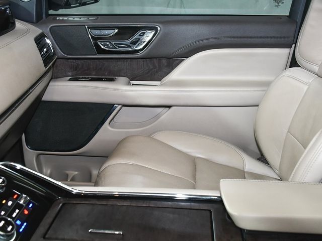 2022 Lincoln Navigator L L Reserve - 22947530 - 49