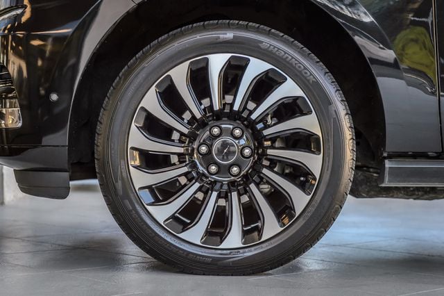 2022 Lincoln Navigator L NAVIGATOR BLACK LABEL 4X4 - NAV - PANO - QUAD CAPTAINS -GORGEOUS - 22994325 - 13