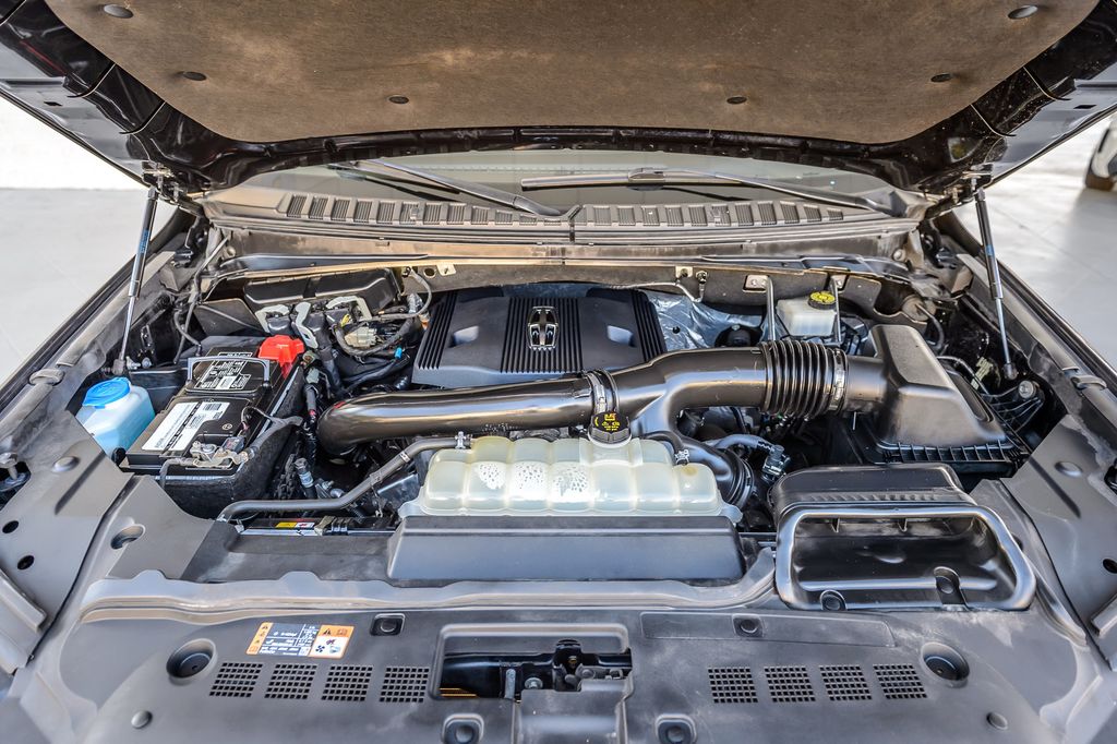 2022 Lincoln Navigator L NAVIGATOR BLACK LABEL 4X4 - NAV - PANO - QUAD CAPTAINS -GORGEOUS - 22994325 - 17