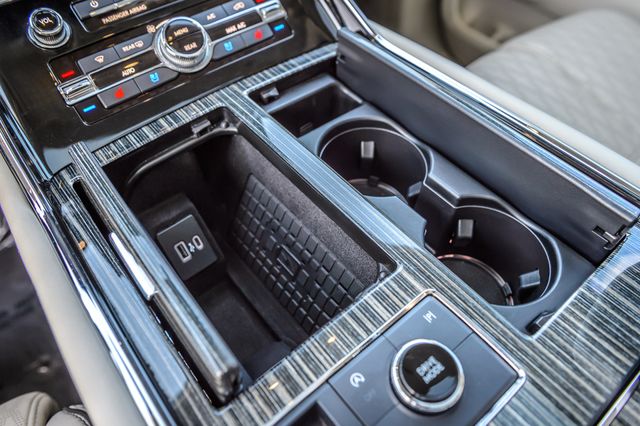 2022 Lincoln Navigator L NAVIGATOR BLACK LABEL 4X4 - NAV - PANO - QUAD CAPTAINS -GORGEOUS - 22994325 - 32