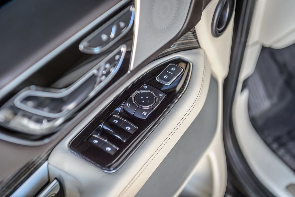 2022 Lincoln Navigator L NAVIGATOR BLACK LABEL 4X4 - NAV - PANO - QUAD CAPTAINS -GORGEOUS - 22994325 - 52