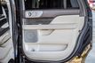 2022 Lincoln Navigator L NAVIGATOR BLACK LABEL 4X4 - NAV - PANO - QUAD CAPTAINS -GORGEOUS - 22994325 - 54