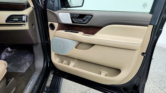 2022 Lincoln Navigator L Reserve 4x2 w/ 30-Way Seats & Revel Ultima 3D - 23100873 - 23