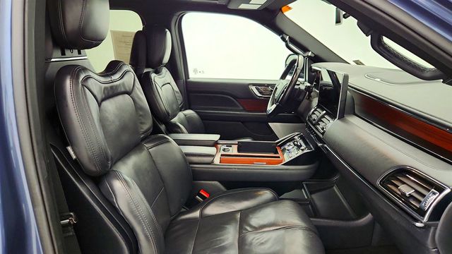 2022 Lincoln Navigator L Reserve 4x4 - 23006831 - 25
