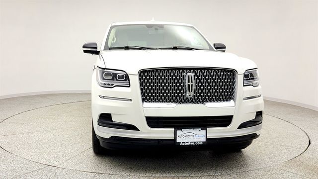 2022 Lincoln Navigator L Reserve 4x4 - 23010715 - 1